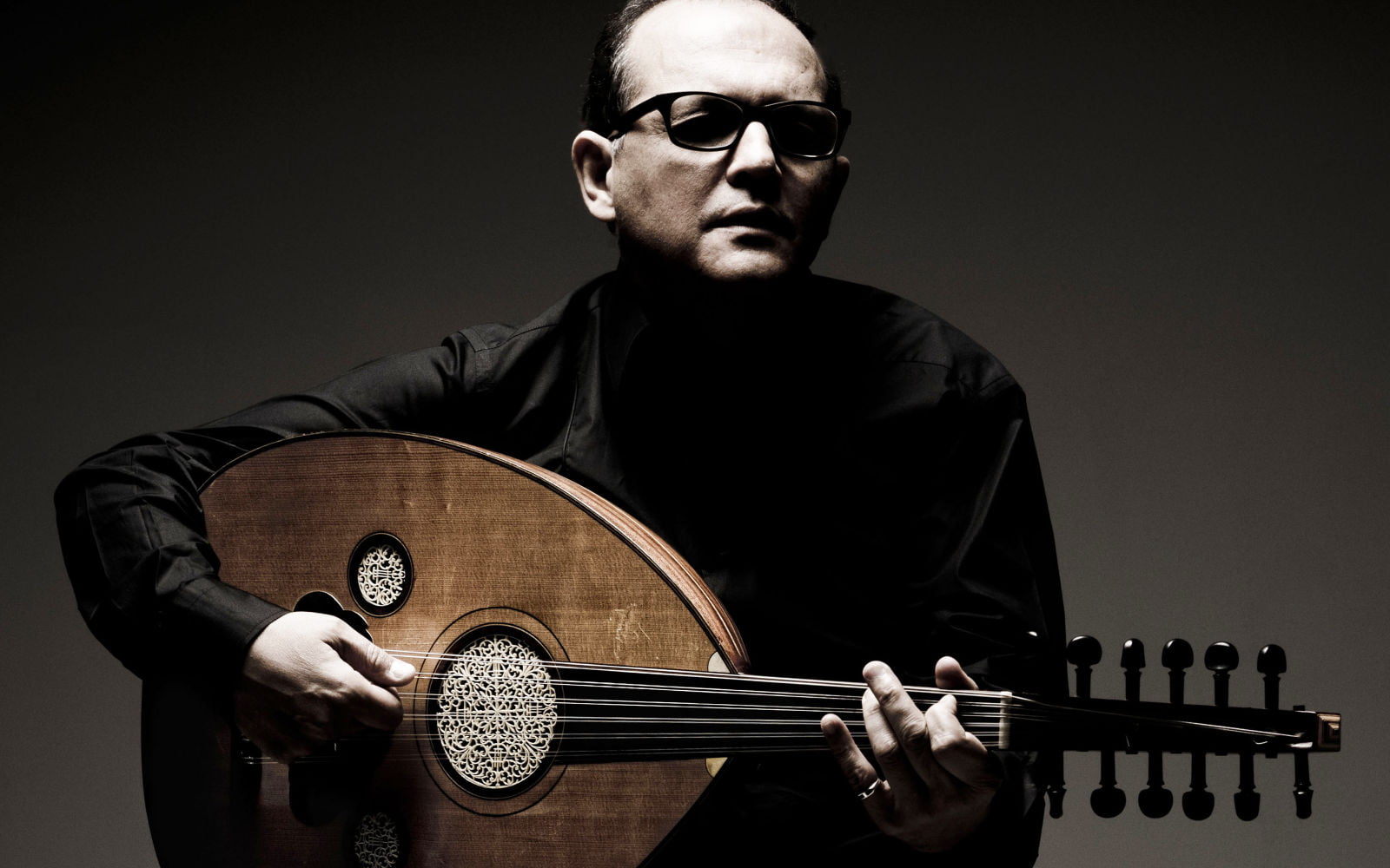 Uduna Dünyanın Sesini Sığdıran Anouar Brahem