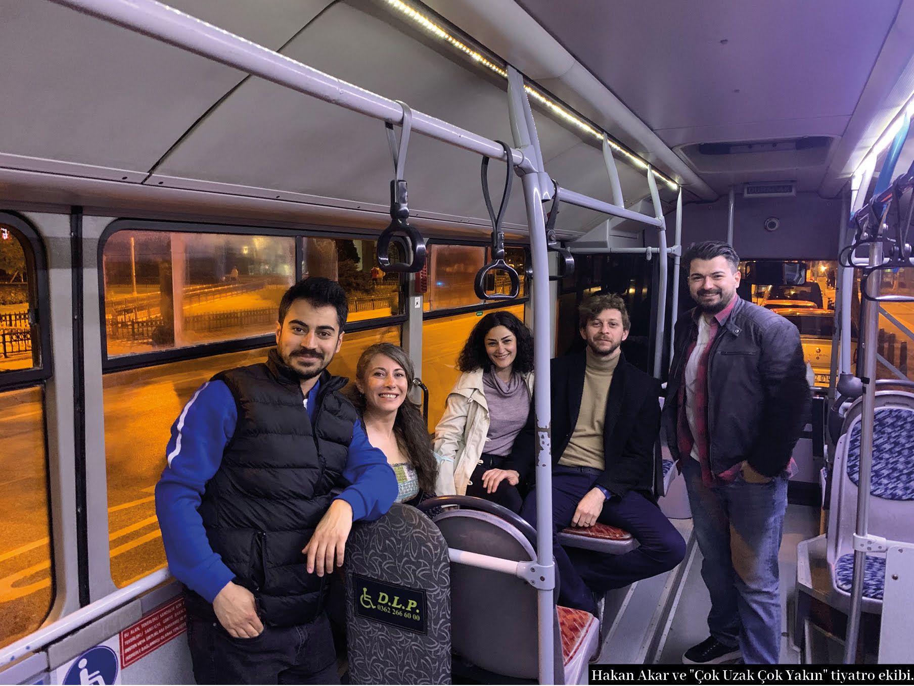 Bu otobüs tiyatronun kalbine gidiyor!