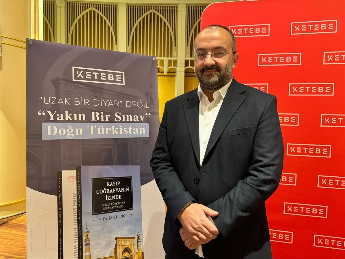 "Kayıp Coğrafyanın İzinde: Doğu Türkistan Seyahatnamesi" raflarda yerini aldı
