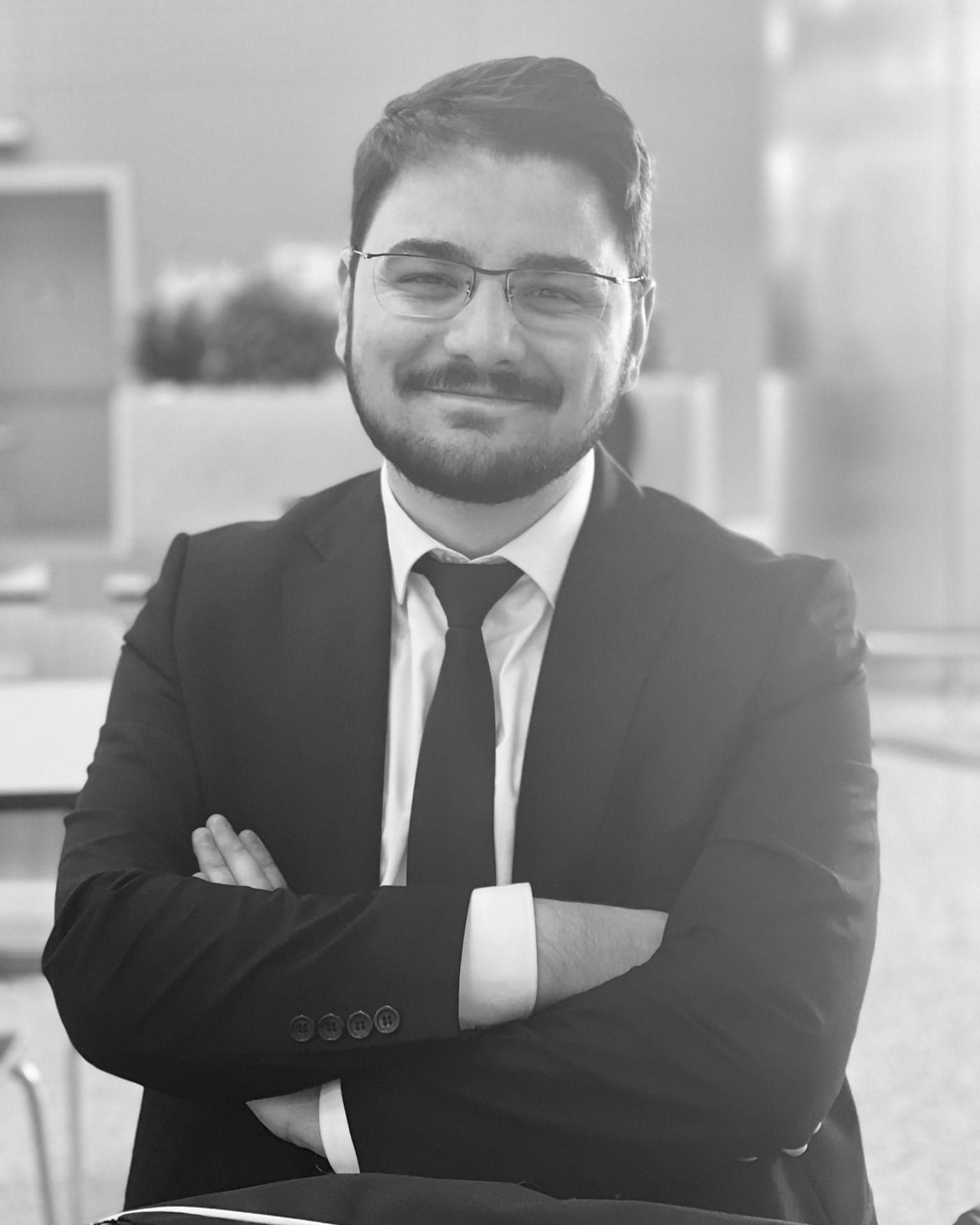“Şiirimdeki hassasiyetler ön planda olsun isterim”